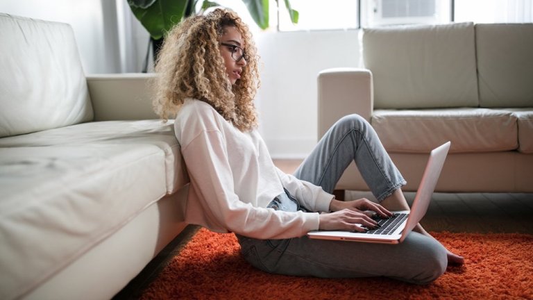 Futuros Híbridos y Oportunidades Perdidas: El Verdadero Legado del Trabajo en Época de Confinamiento