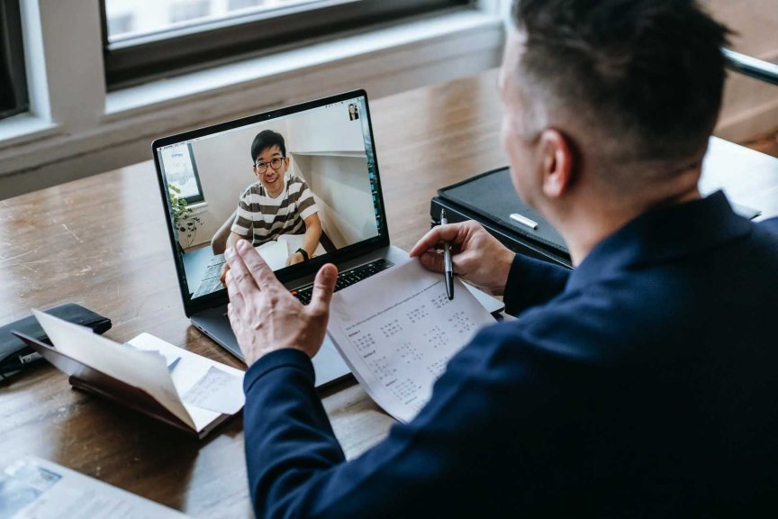 Imparte Clases en Línea: Monetiza Tu Experiencia Hoy Éxito en la Enseñanza en Línea: Crea Clases en Video Atractivas