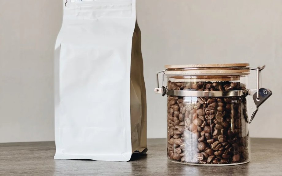 Elabora Tu Éxito: Lanza Tus Propios Granos de Café de Marca Blanca Marca de Granos: Cómo Crear y Vender Granos de Café de Marca Blanca Personalizados