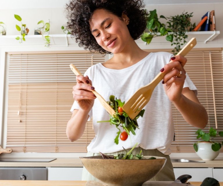 Crear un ambiente de salud y felicidad en casa Haciendo la transición a un estilo de vida basado en plantas sostenible y gratificante